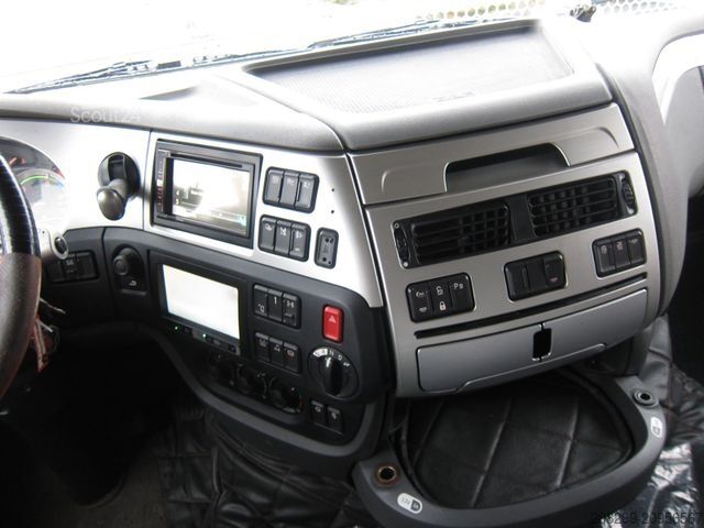 Vakio vetoauto DAF XF 460Super Space Hydrauliek Top!