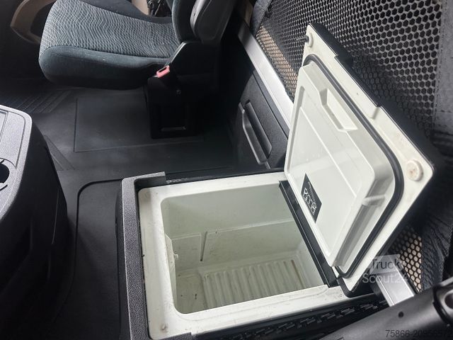 Ciągnik siodłowy typu volume MERCEDES-BENZ 1848 LS Low Liner Big Space 2xTank