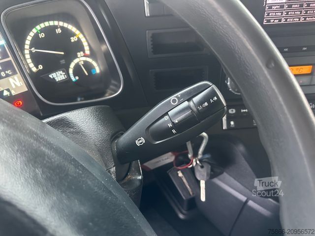 Ciągnik siodłowy typu volume MERCEDES-BENZ 1848 LS Low Liner Big Space 2xTank