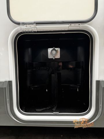 Half-integraal camper MOBILVETTA Krosser P90 NB 6 x Pakete Markise 4,4t. FAS LED