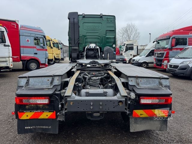 Standardni vlačilec VOLVO FH16.650 6X4 SZM RETARDER *2018*