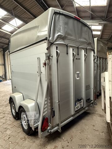 At taşıma römorku Blomert 