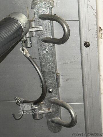 At taşıma römorku Blomert 