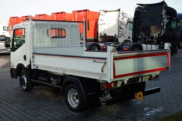 Fourgon benne basculante NISSAN NT 400 / WYWROTKA STALOWA / BLI?NIAK / MANUAL /