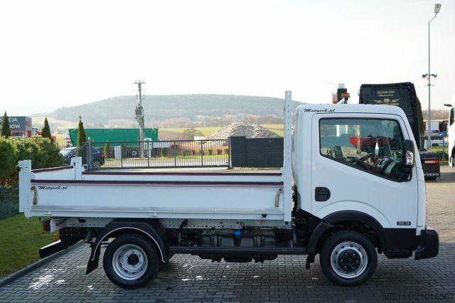 Fourgon benne basculante NISSAN NT 400 / WYWROTKA STALOWA / BLI?NIAK / MANUAL /