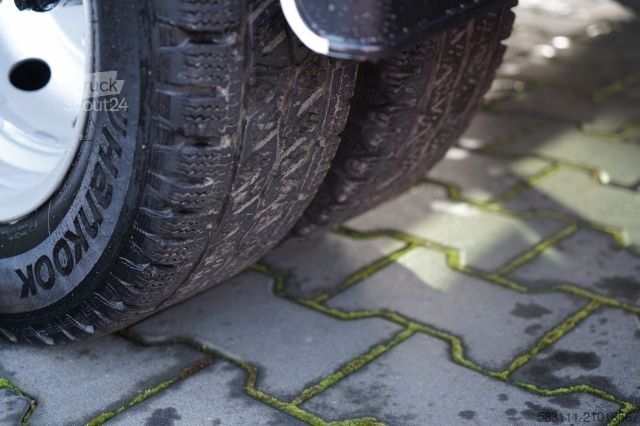 Fourgon benne basculante NISSAN NT 400 / WYWROTKA STALOWA / BLI?NIAK / MANUAL /