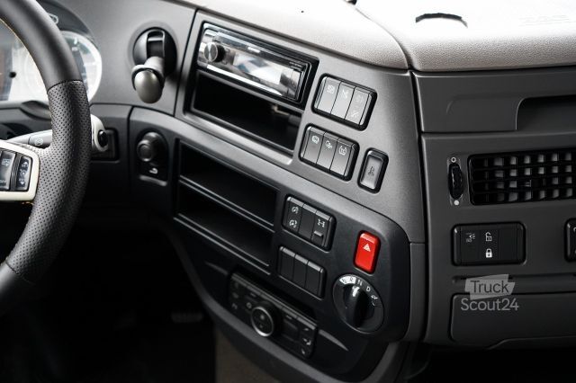 Standard nyergesvontató DAF XF 480 / SPACE CAB / PO KONTRAKCIE SERWISOWYM /