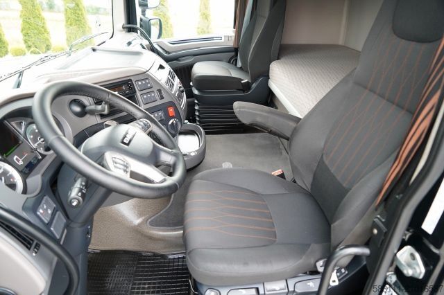 Jumbo vrachtwagen DAF XF 480 / BDF / 6X2 / SSC / I-PARK COOL / O? POD