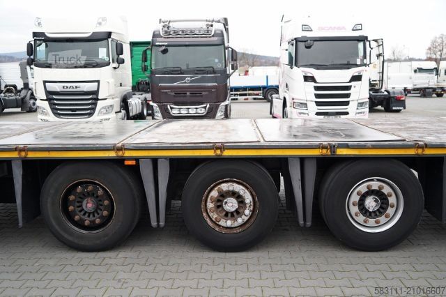 Полуприцеп с рабочей платформой  TRAILIS