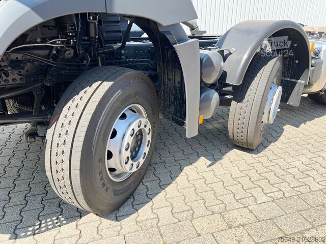 Châssis de camion Mercedes-Benz Arocs 3240 8x4 Arocs 3240 8x4