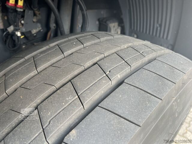 Camion à usage spécial  FH16 750 8x4 FH16 750 8x4, Retarder, Globetrotter, Vorlauflift/-lenk, Schwerlast 180T