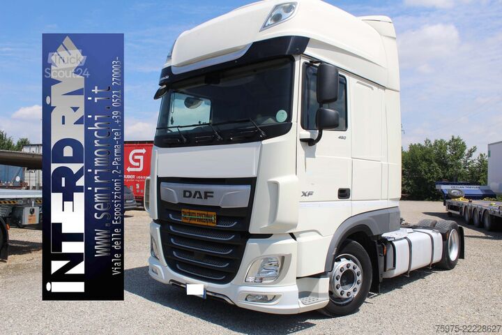 Standaard trekker DAF trattore stradale ribassato usato