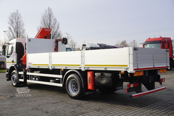 Flatbed truck with crane Renault C280 DTI 8 / FASSI crane 5.6T / range 8m