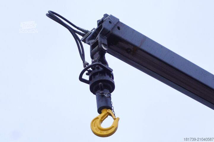 Camions plateau Iveco Stralis X-Way 310 4x2 E6 / Fassi F155