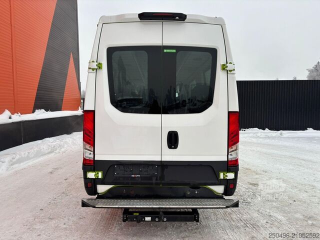 Mikroautobusas Iveco Daily A65C/14G CNG ! / 17 SEATS