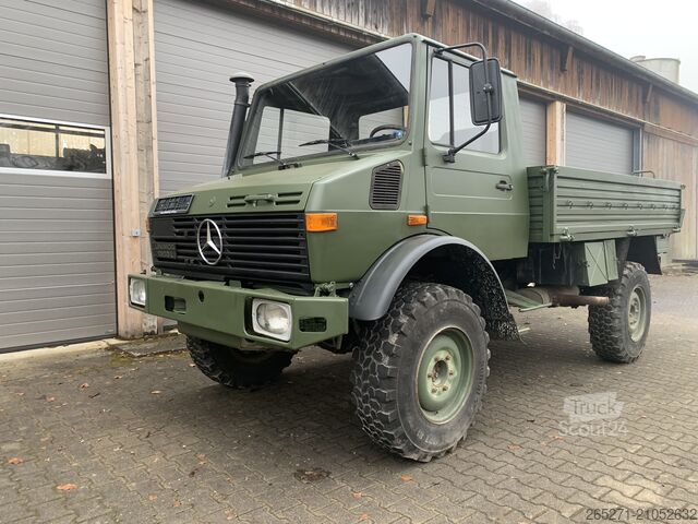 Camion caisson Unimog Mercedes-Benz Unimog 1300L Bundewehr