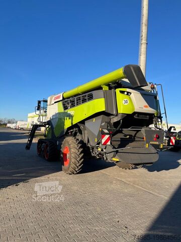 Mähdrescher CLAAS Lexion 8600 TT