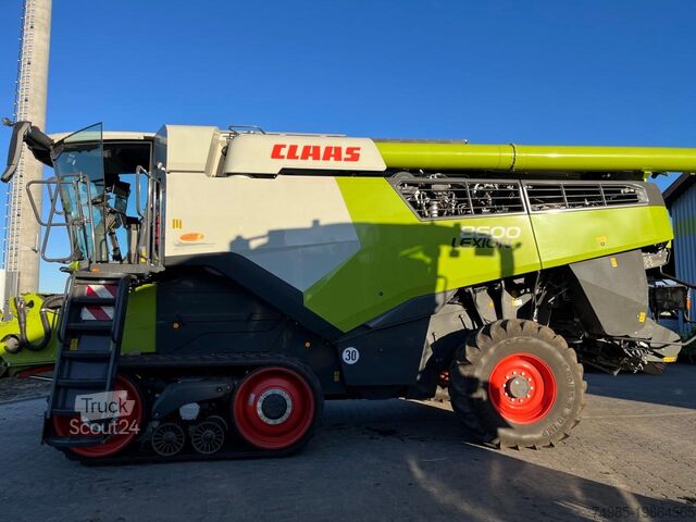 Mähdrescher CLAAS Lexion 8600 TT