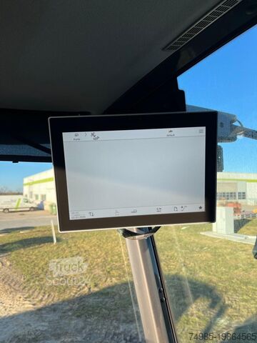 Mähdrescher CLAAS Lexion 8600 TT