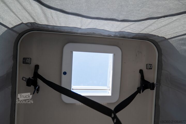 SUNLIVING V 55 SP TENTTOP - COMFORT EDITION MINI VAN Z W.C., NOVO SUNLIVING V 55 SP TentTop - COMFORT EDITION