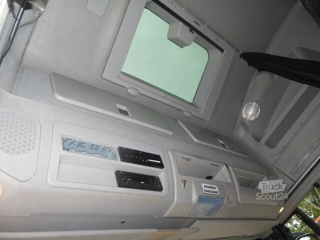 Nákladné auto s plochou korbou a plachtou IVECO EUROCARGO 180E32, PRITSCHE 9,3M - 23 PALETTEN!!!