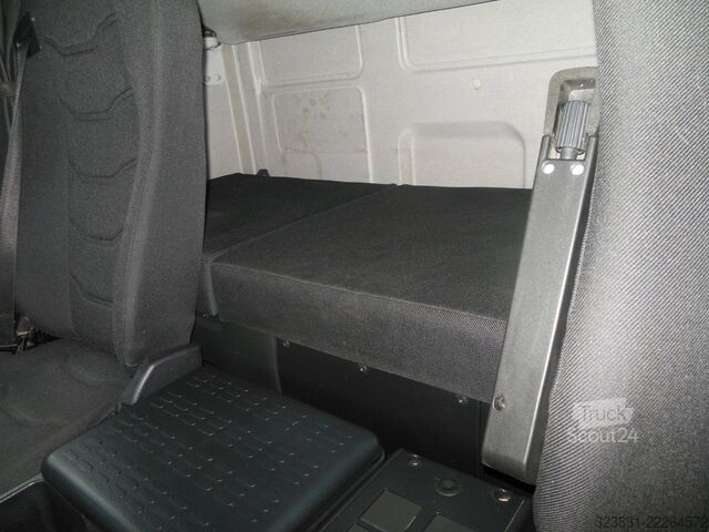 Nákladné auto s plochou korbou a plachtou IVECO EUROCARGO 180E32, PRITSCHE 9,3M - 23 PALETTEN!!!