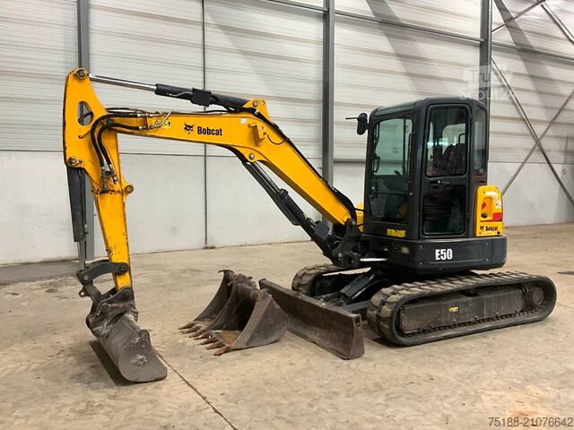 Mini-pelle Bobcat E 50