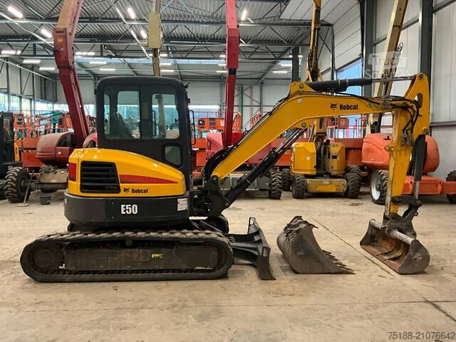 Mini-pelle Bobcat E 50