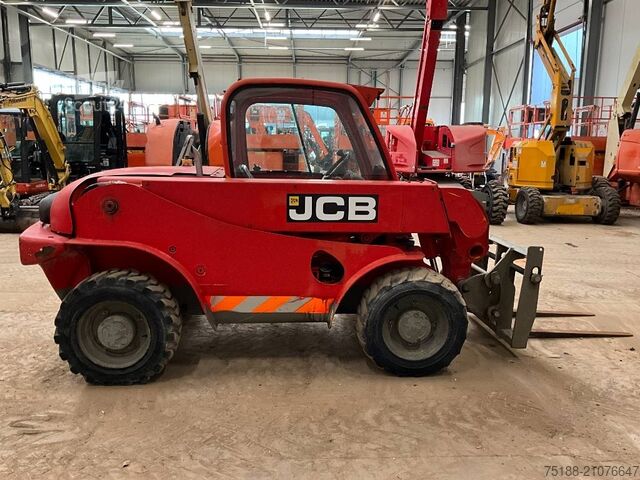Teleskoplastare JCB 520-40