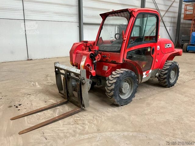 Teleskoplastare JCB 520-40