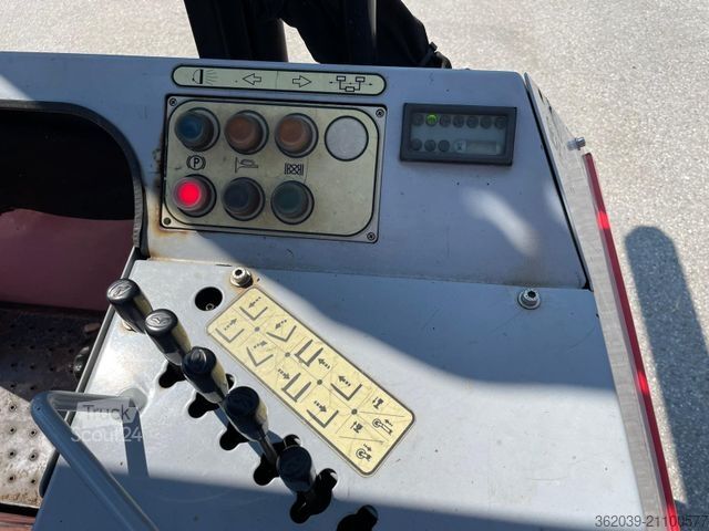 Carretilla elevadora de pasillo estrecho PALFINGER FB= 151 nden 2008 Hubhöhe 2,10 m