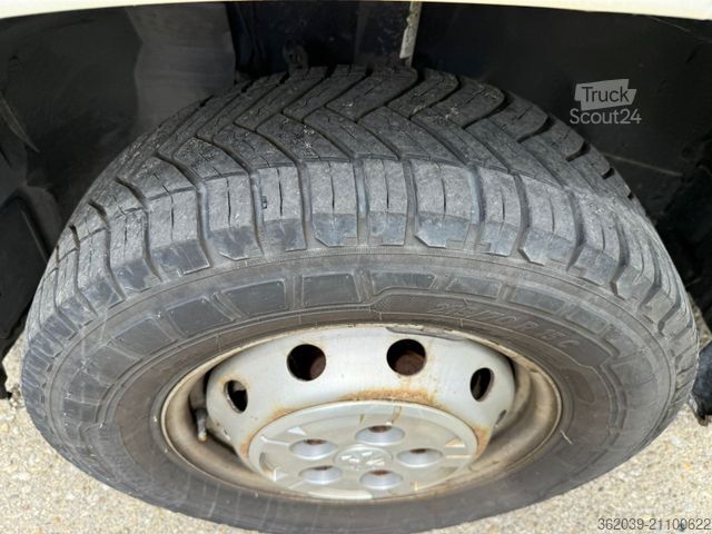 Pritschenwagen PEUGEOT BOXER DOKA PRITSCHE