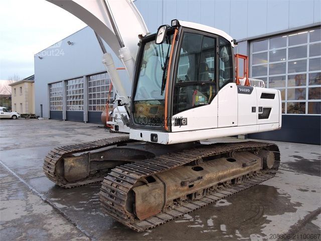 Rupsgraver VOLVO EC220D