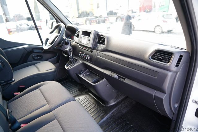 Ψυγειοφόρο βαν RENAULT MASTER / BLASZAK / FURGON / 2023