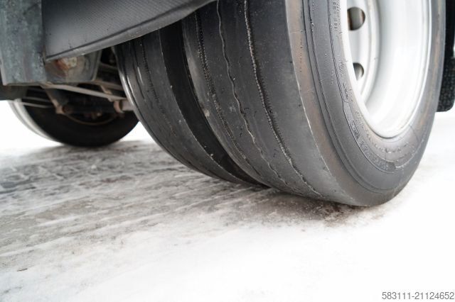 Ciężarówka jumbo SCANIA P 280 / ZESTAW TANDEM / FIRANKA / 120 M3 / WECON