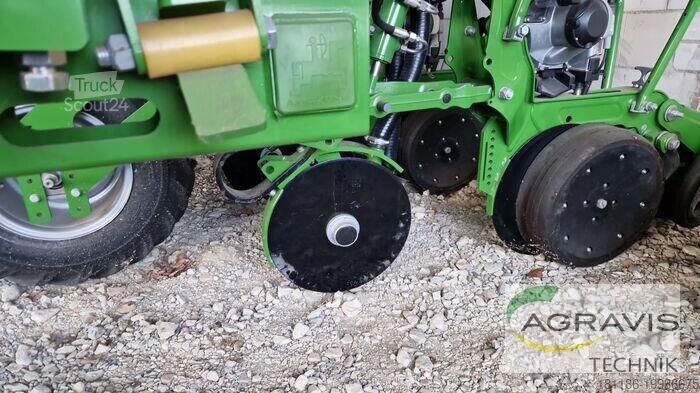 Precision seeder Amazone PRECEA 6000-2 FCC SUPER