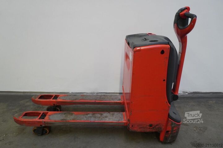 Manual pallet jack Linde T 20 1152-02