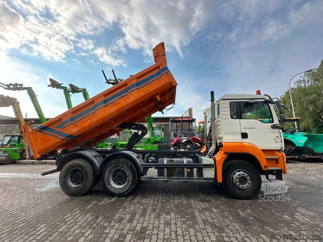 Tippvagn MAN 33.360