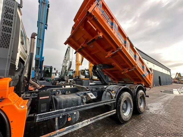 Tippvagn MAN 33.360