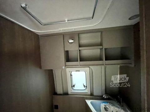 Τροχόσπιτο αυτοκινούμενο Carado CV 600 Pro pro Paket uvm.