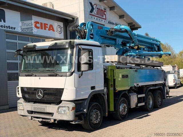 Autopompa per calcestruzzo MERCEDES-BENZ Actros 3241 8X4 Schwing S31XT - GERMAN - TOP