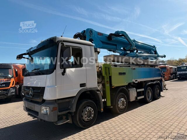 Autopompa per calcestruzzo MERCEDES-BENZ Actros 3241 8X4 Schwing S31XT - GERMAN - TOP