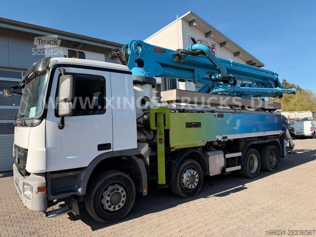 Autopompa per calcestruzzo MERCEDES-BENZ Actros 3241 8X4 Schwing S31XT - GERMAN - TOP
