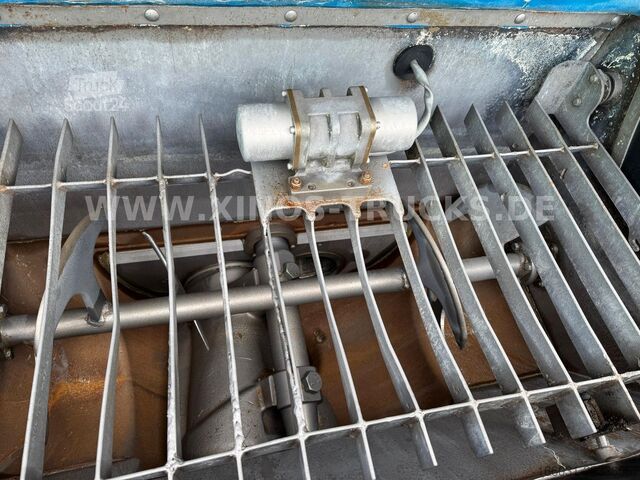 Autopompa per calcestruzzo MERCEDES-BENZ Actros 3241 8X4 Schwing S31XT - GERMAN - TOP