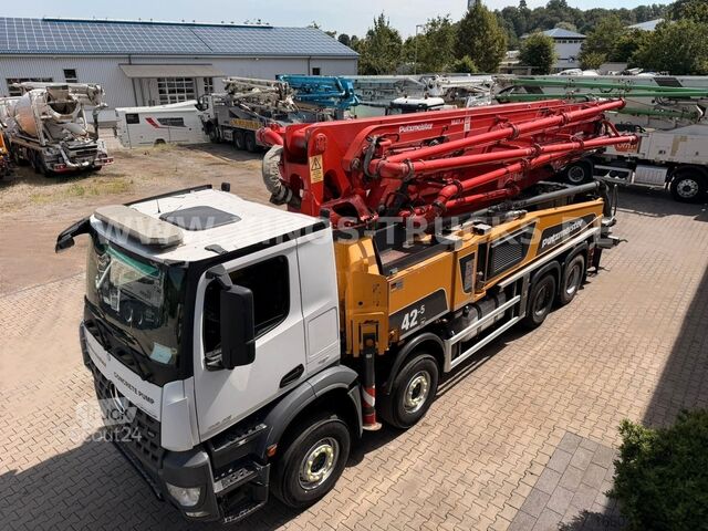 Beton pompası kamyonu MERCEDES-BENZ Arocs 3245 PUTZMEISTER BSF 42M/5