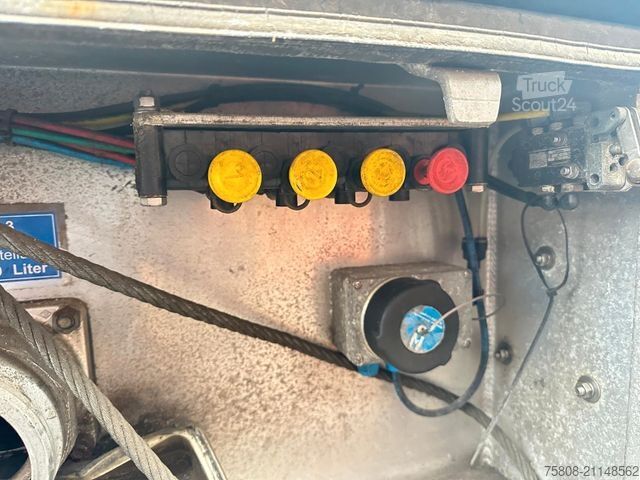 Βυτιοφόρο φορτηγό MAN TGS 26.440 6x2 -2 LL Tankwagen Willig 19600 Lenk