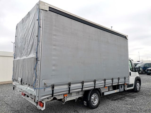 Transportador con plataforma y toldo PEUGEOT Boxer 2.0HDI/120kw PRITSCHE 10PAL/ LUFT/ KLIMA
