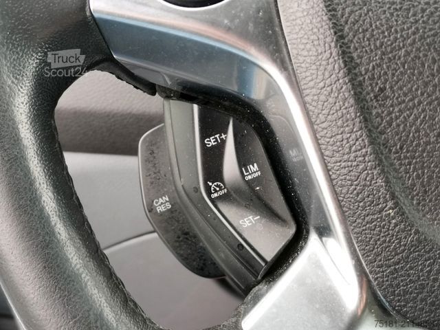 Dodávka s vysokou střechou FORD Transit 2.2TDCI/92kw JUMBO/ KLIMA/ AHK