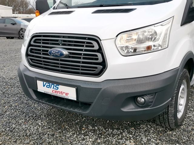 Dodávka s vysokou střechou FORD Transit 2.2TDCI/92kw JUMBO/ KLIMA/ AHK