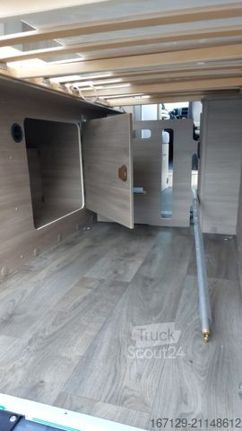 Автодом CARADO pro CV 602 Längsbetten / Rahmenfenster / PRO